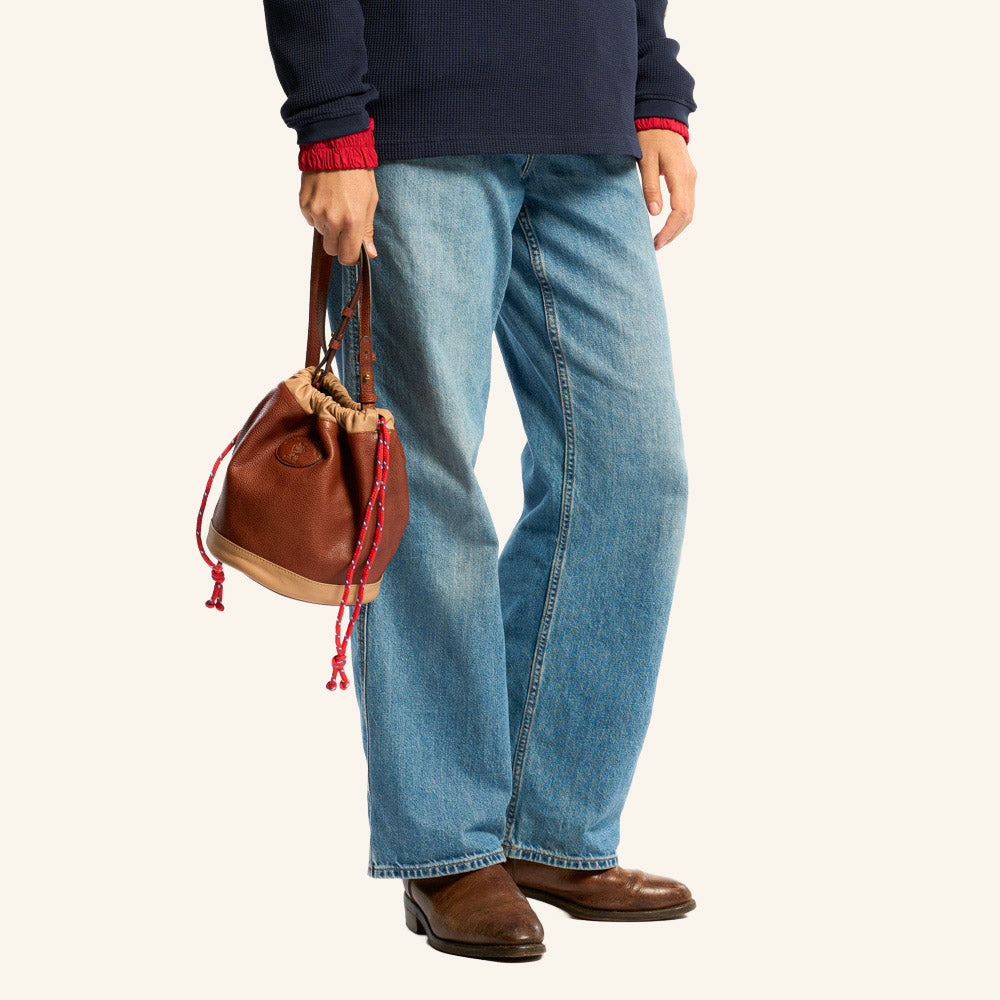 Au Vieux Campeur - Congés Payés - Sac Grimpeur En Cuir - Camel & Beige - 1